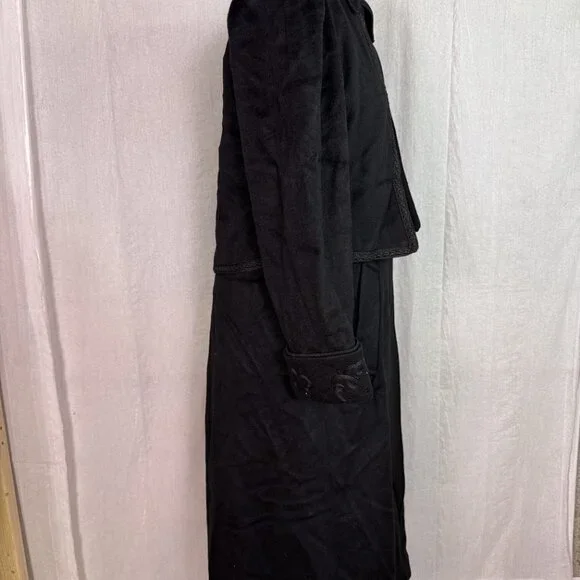 Vtg Lorovi Black Wool Coat Cape Collar Trim Elegant Overcoat Check Measurements - Picture 7 of 11